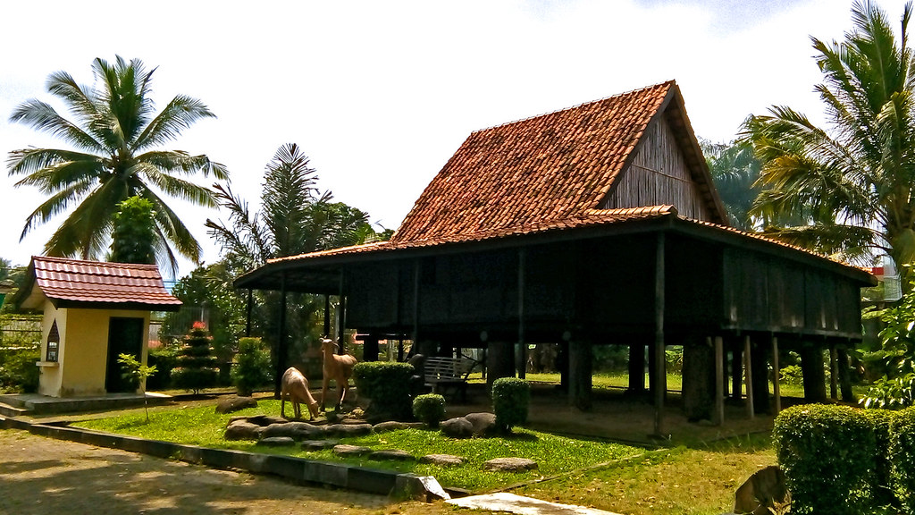 rumah ulu suku ogan